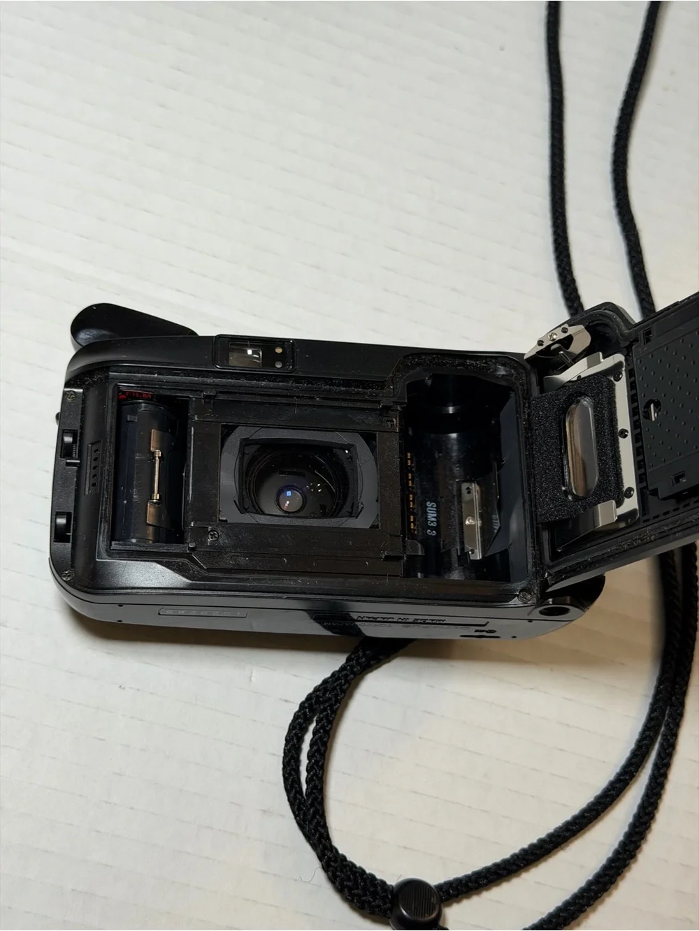 Olympus Infinity Stylus Zoom DLX 35MM Film Camera 35-70mm Zoom W/ Case REPAIR